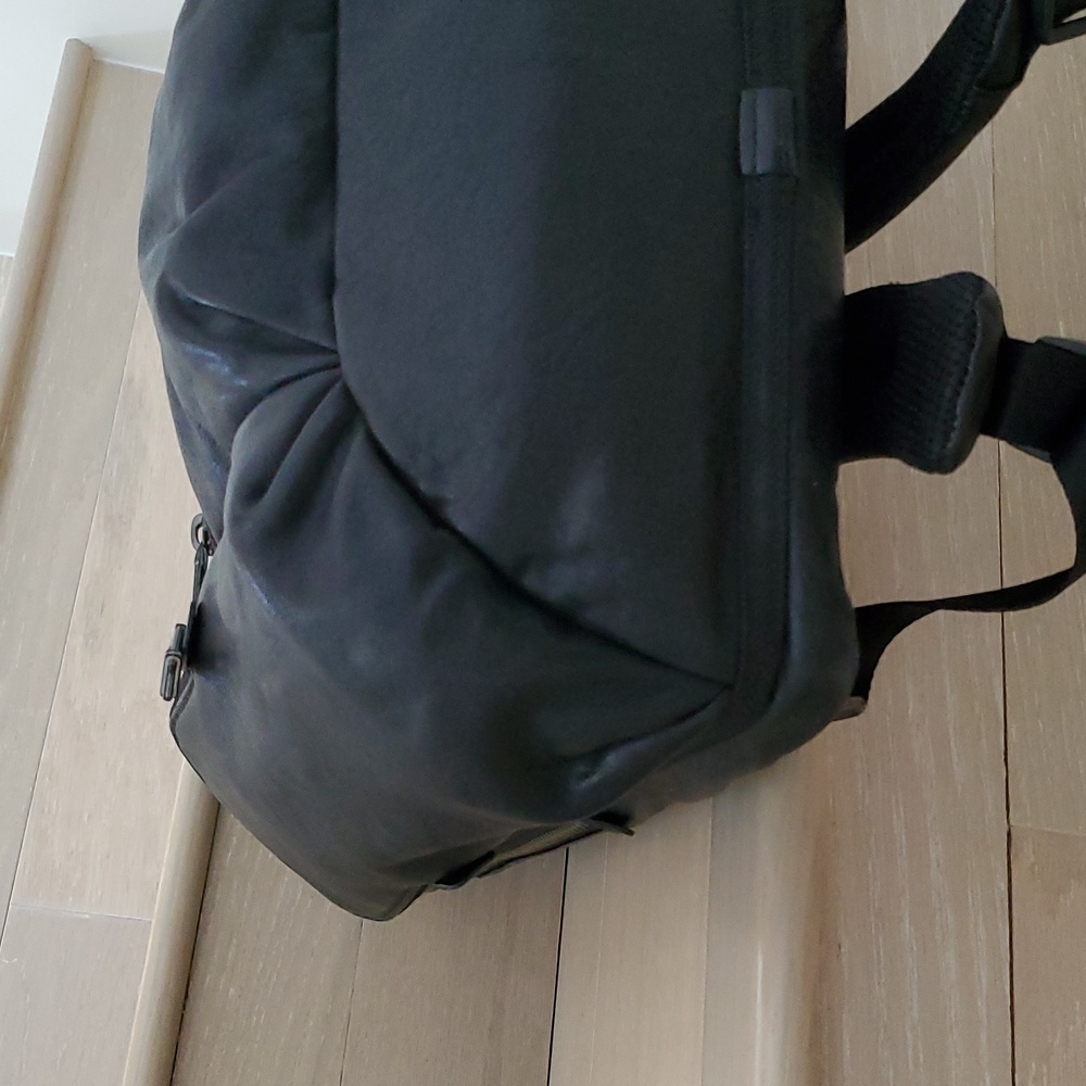 Rare Collectable: Tumi Alpha Bravo Knox Genuine Leather Backpack in Black Pole - Picture 12 of 15
